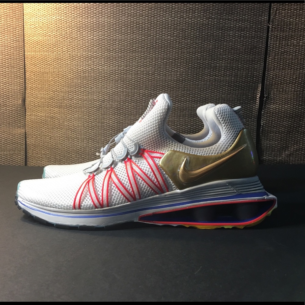 Nike Shox Gravity “Vast Grey Metallic Gold” Sz. 12